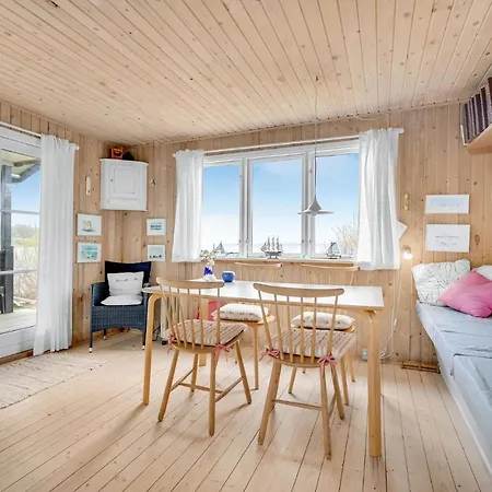 Cozy In With Kitchen Holiday home *